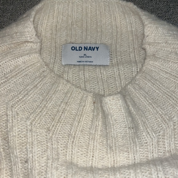 Old Navy Sweater - Picture 4 of 4